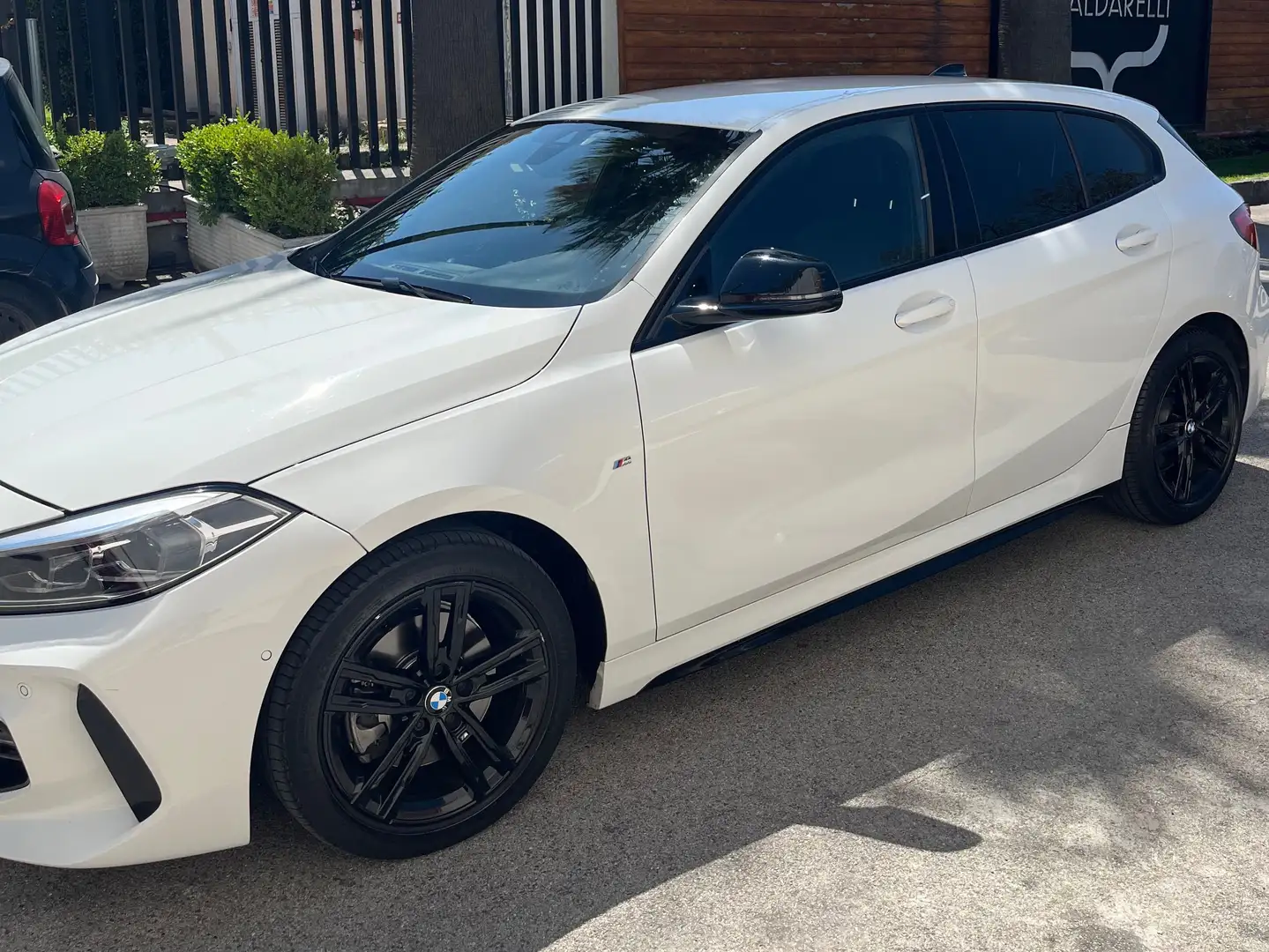 BMW 116 116d Msport auto Bianco - 2