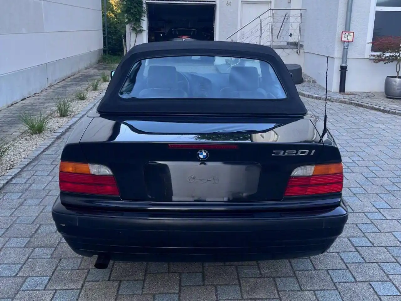 BMW 320i, foto 4