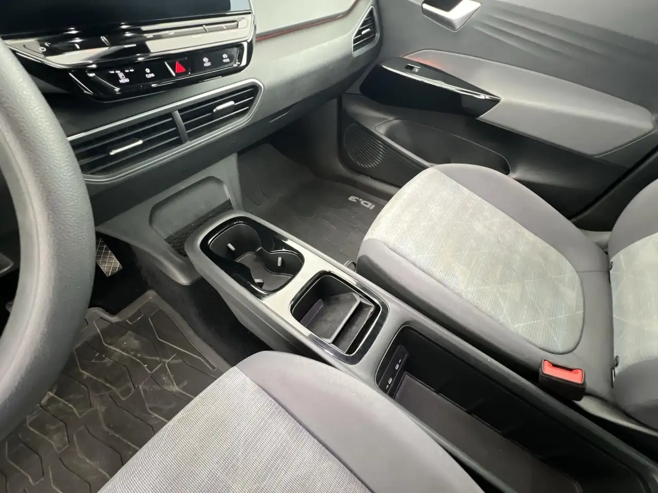 Volkswagen ID.3 Pure Performance*NAVI*PDC*Tempomat*uvm 15