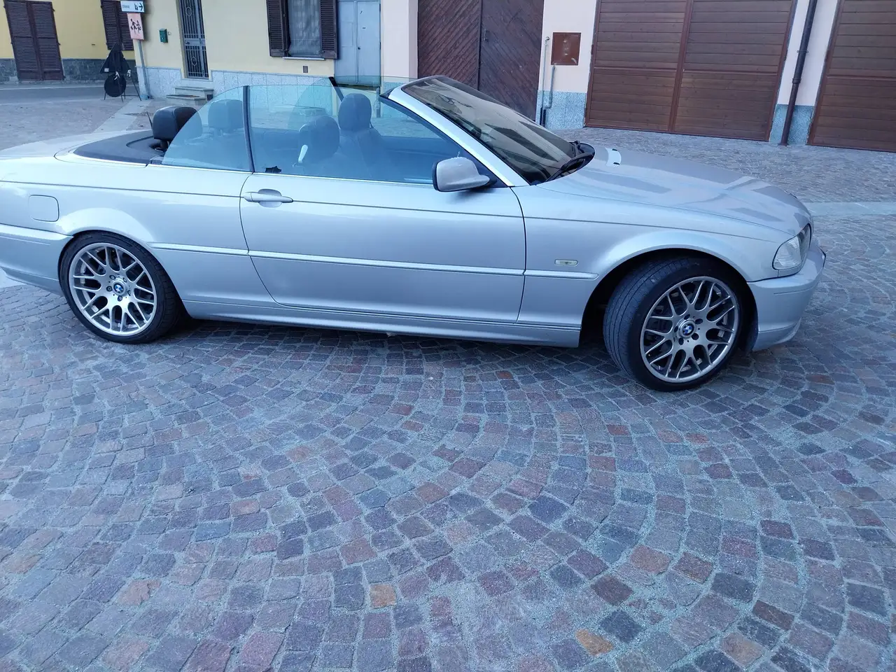 BMW 325ci Cabrio, foto 2