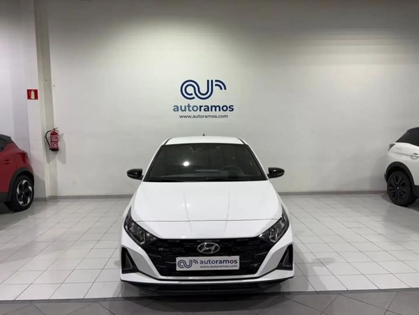 Hyundai i20 1.2 MPI N LINE 30 ANIVERSARIO 84 5P Blanco - 2