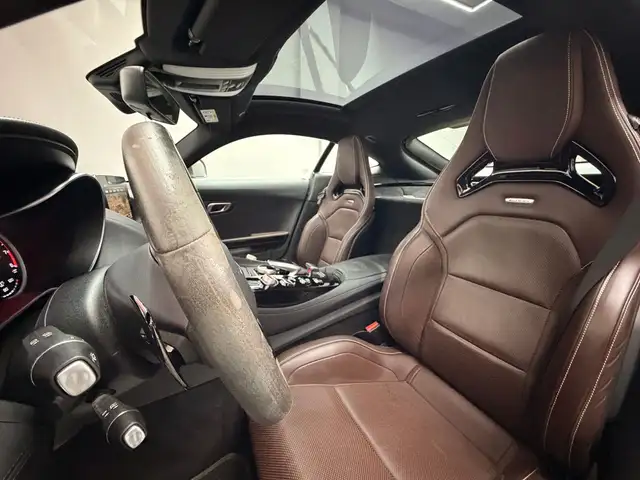 Mercedes-Benz Amg GT view 10