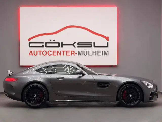 Mercedes-Benz Amg GT view 5
