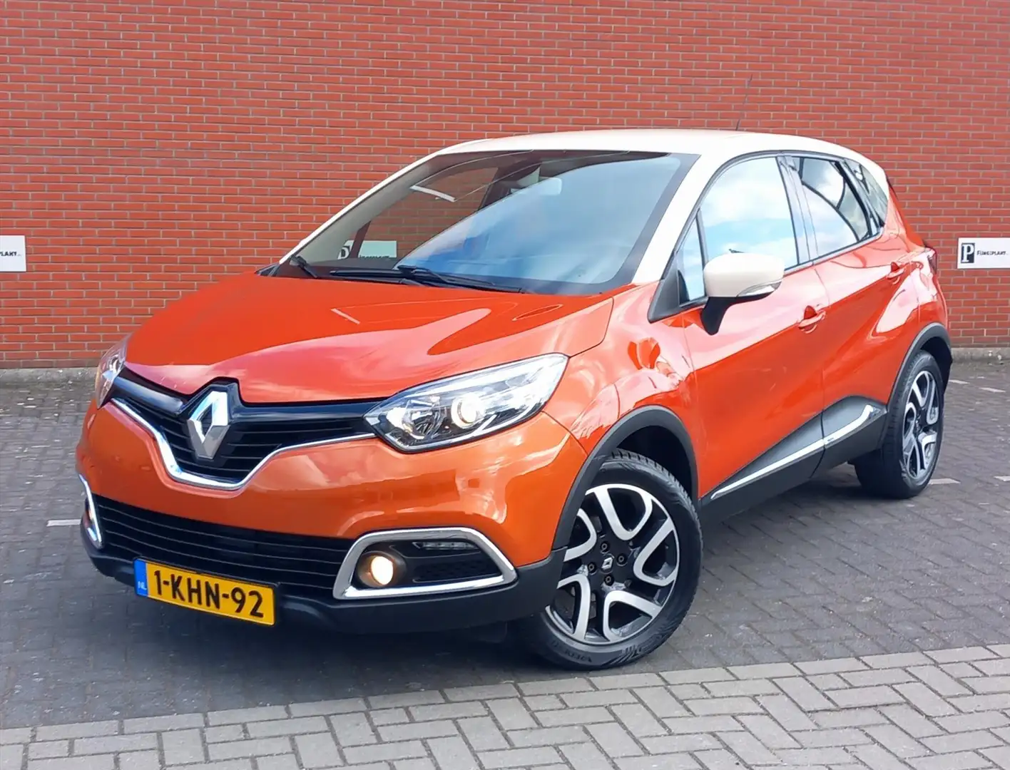 Renault Captur Energy TCe 90PK Dynamique Camera/Navigatie Orange - 1