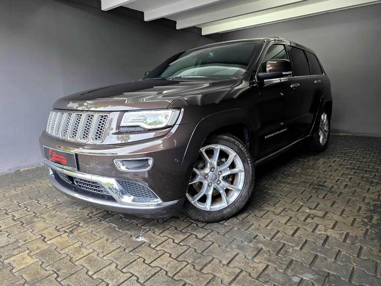 Jeep Grand Cherokee 3.0 CRD Summit, ACC, R-KAM, PANO, R-KAMERA, XENON Braun - 1