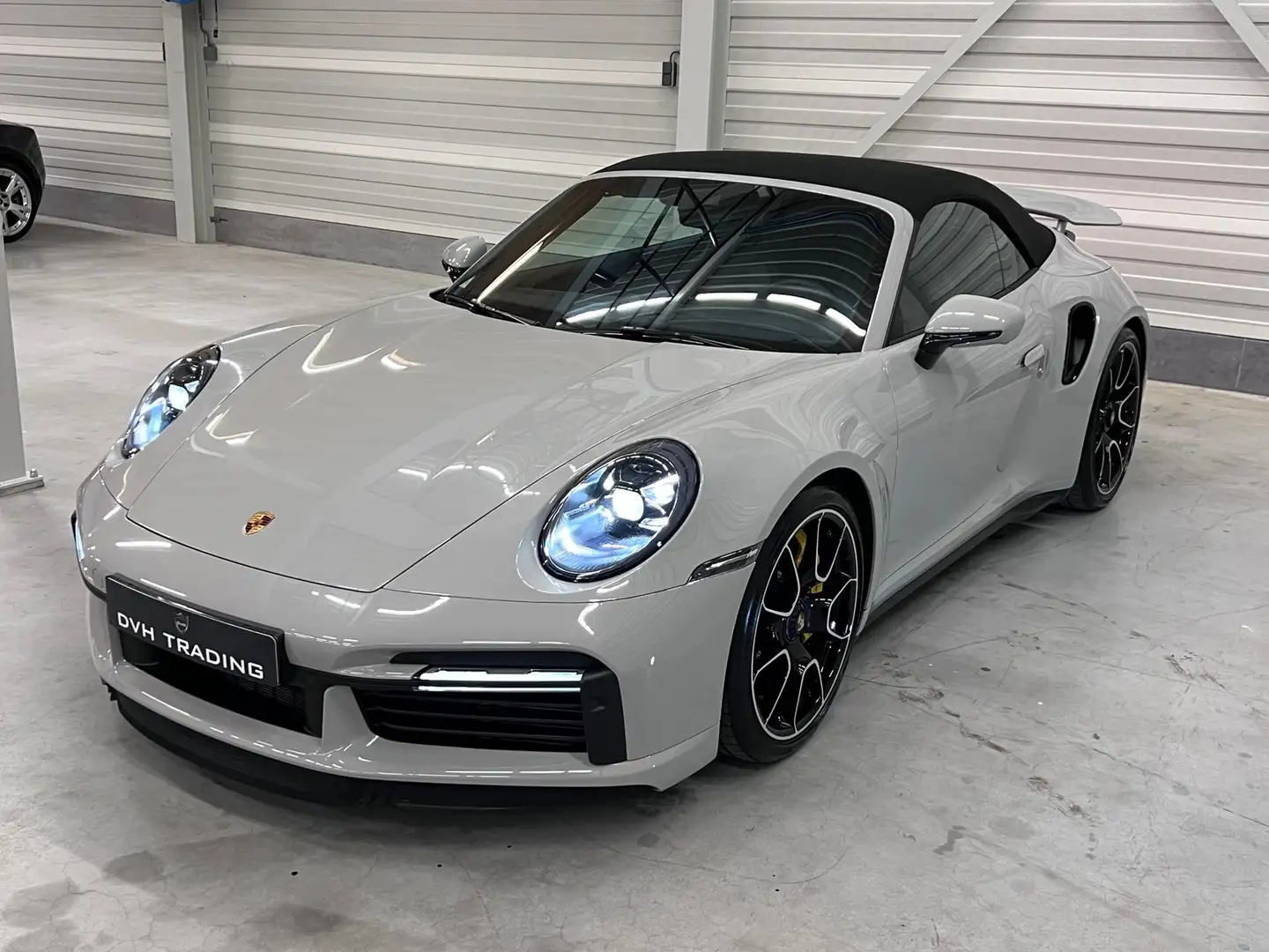 Porsche 992 Cabrio 3.8 Turbo S Lift/Burmester/360/ORIG.NL/BTW Grijs - 2