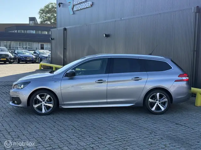 Peugeot 308 view 7