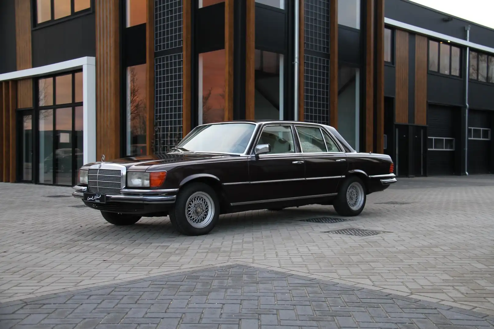 Mercedes-Benz S 280 S Braun - 1