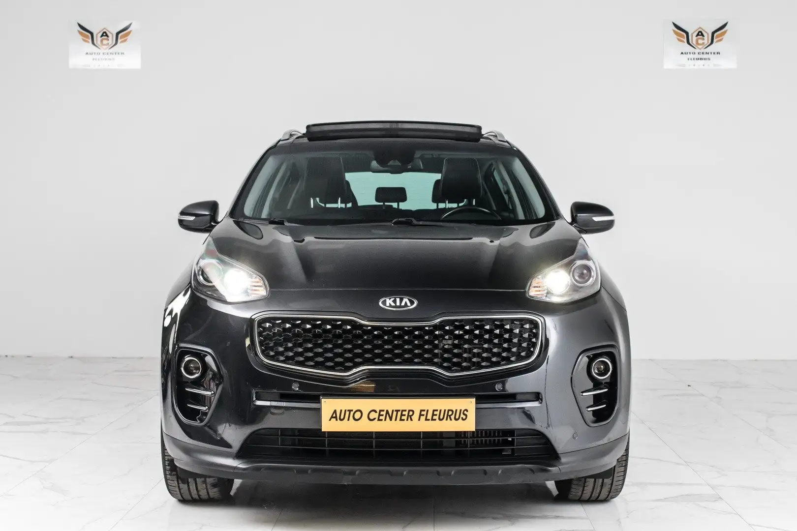 Kia Sportage 1.7 CRDi 2WD Lounge Schwarz - 2