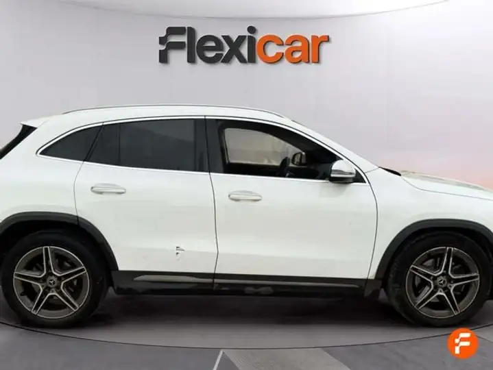 Mercedes-Benz GLA 2022, foto 27
