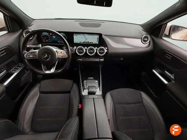 Mercedes-Benz GLA 2022, foto 13