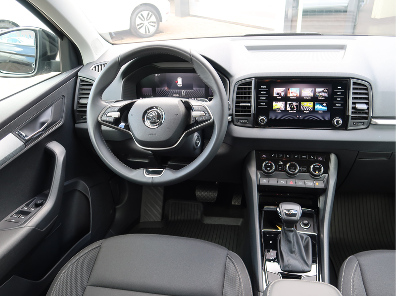 Skoda Karoq 1.5 TSI ACT Business Edition | trekhaak | stuur-st — photo 11