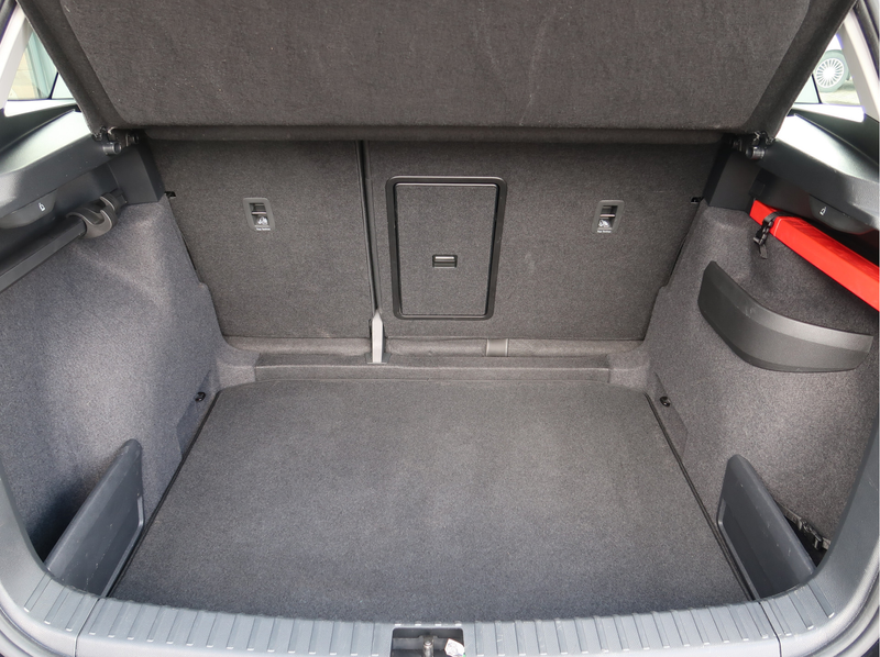 Skoda Karoq 1.5 TSI ACT Business Edition | trekhaak | stuur-st — photo 15