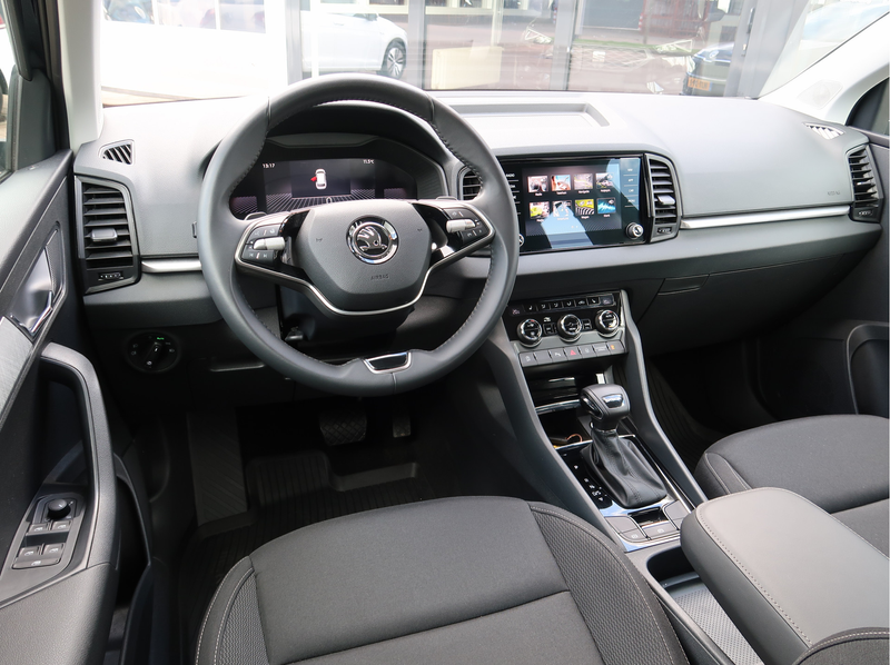 Skoda Karoq 1.5 TSI ACT Business Edition | trekhaak | stuur-st — photo 9