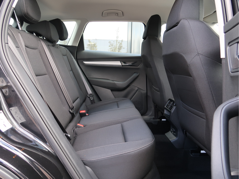 Skoda Karoq 1.5 TSI ACT Business Edition | trekhaak | stuur-st — photo 13