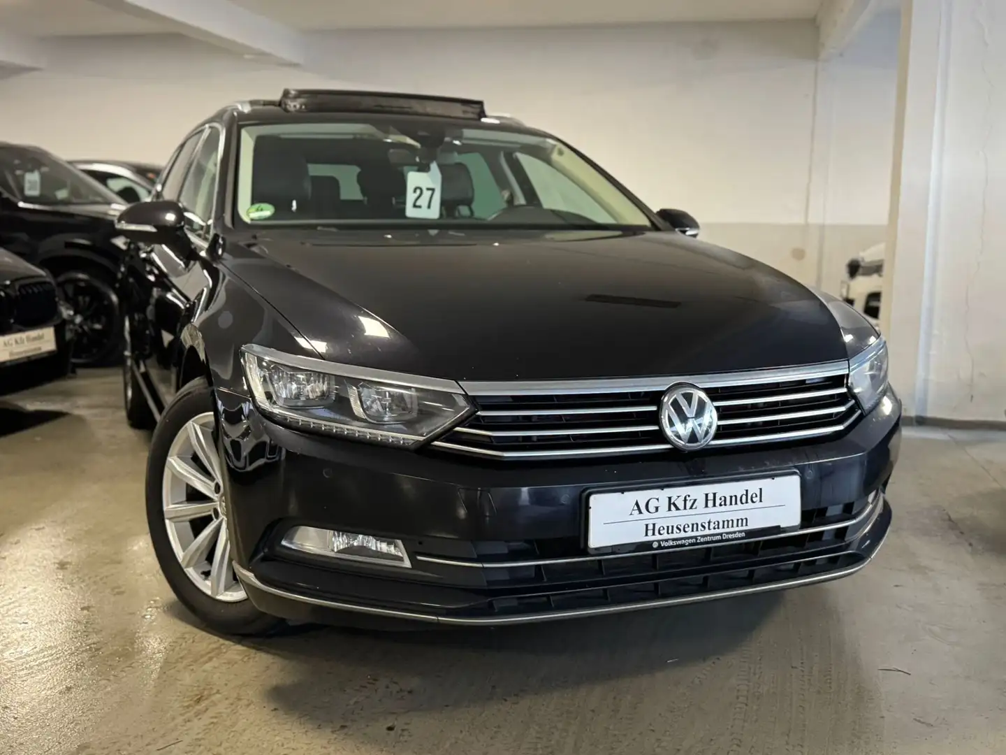 Volkswagen Passat Variant Highline 2,0 TDI/LED/PANO/NAVI Noir - 2