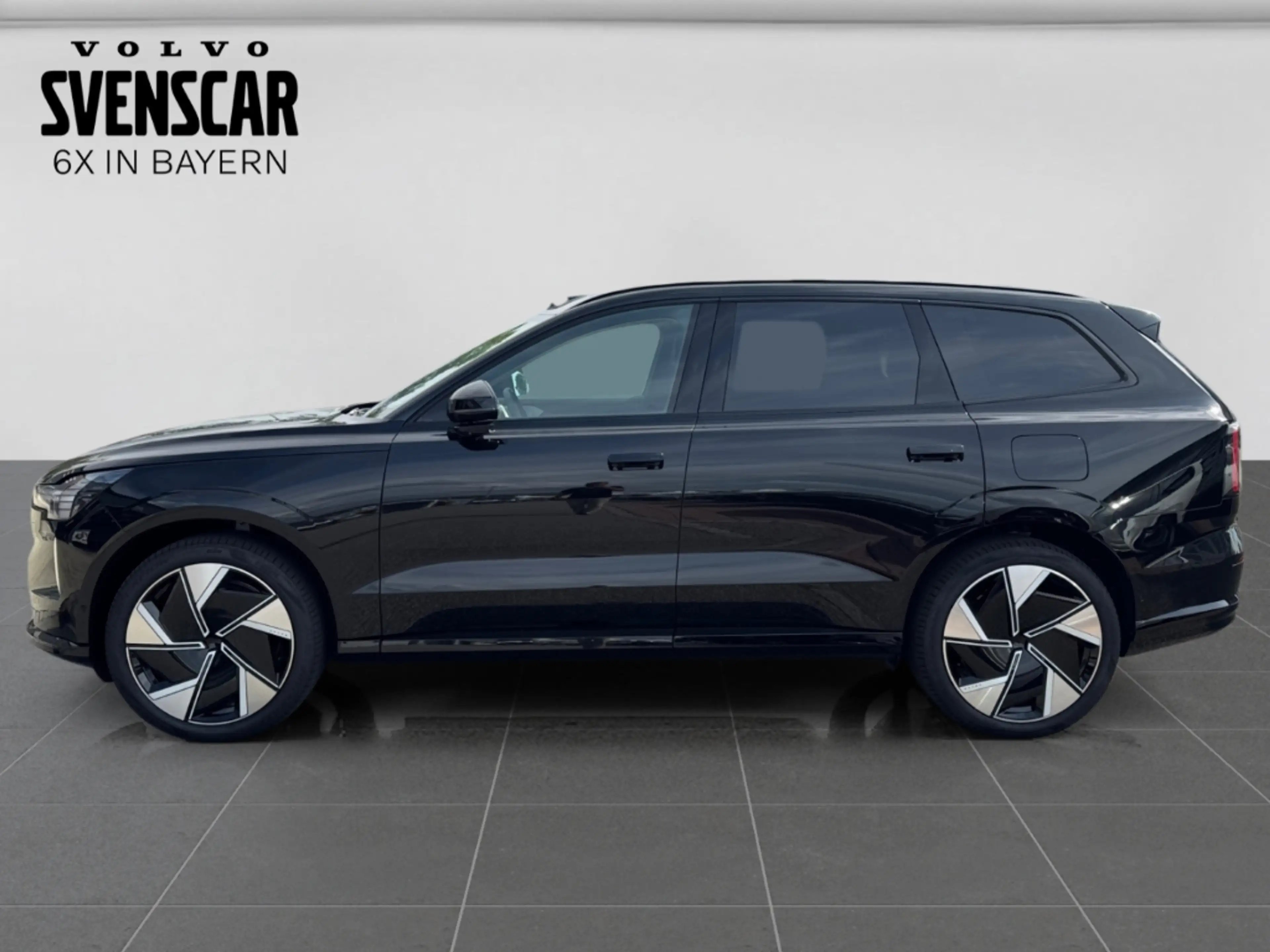 Volvo EX90 Ultra Twin Performance AWD B&W StandHZG AHK-el. kl — photo 2