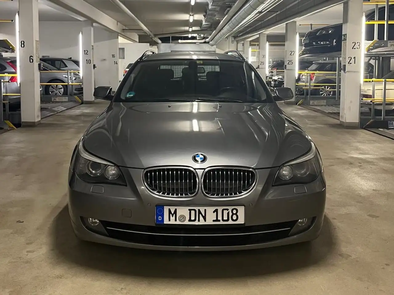 BMW 525