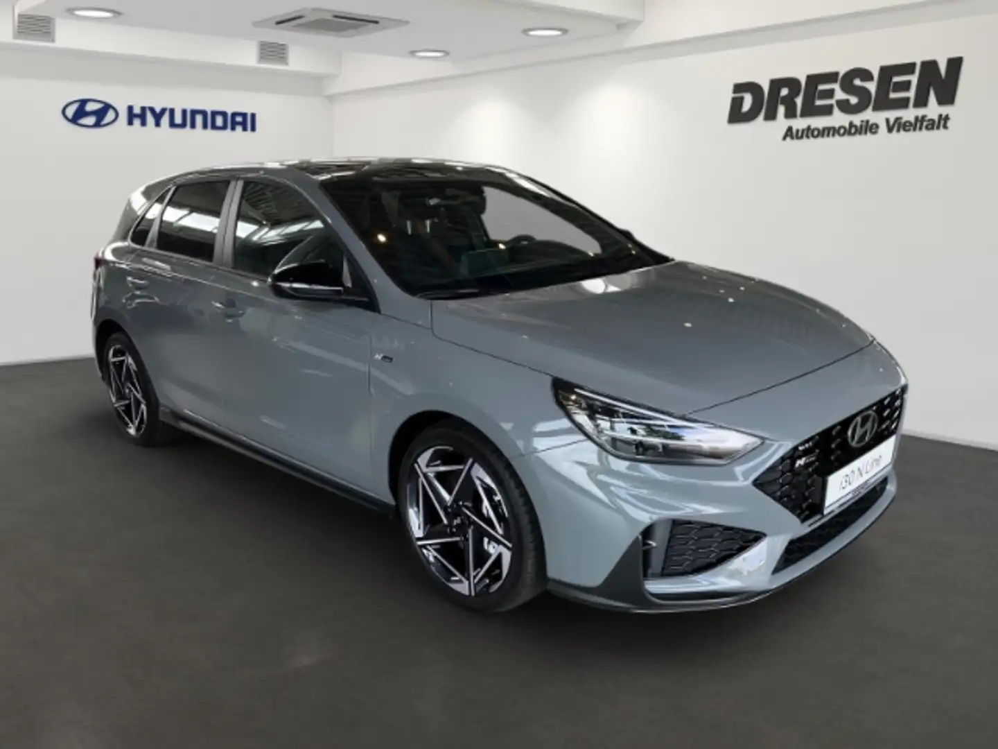 Hyundai i30 1.5 N Line/Panorama/Navi/Rückfahrkamera/Sitzheizun Grigio - 2