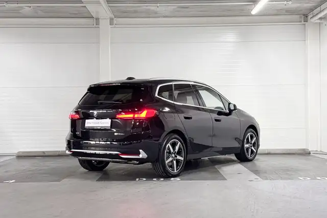 BMW 2 Series view 7