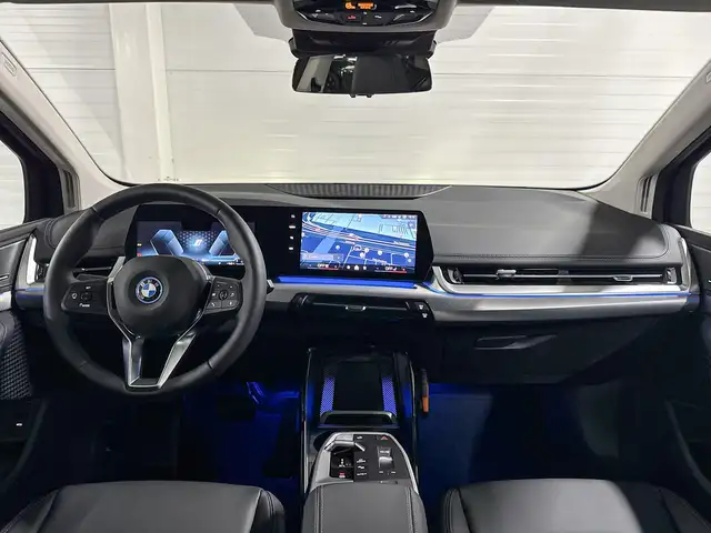 BMW 2 Series view 12