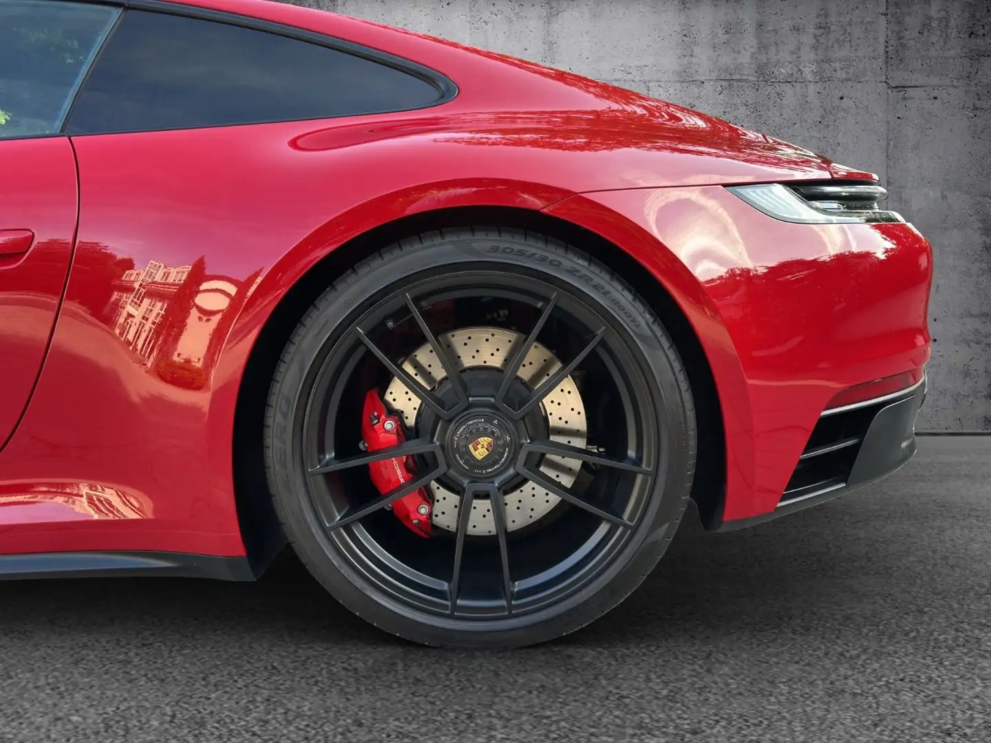 Porsche 992 911Carrera*4GTS* elegant-zeitlos-KARMINROT-voll Rouge - 2