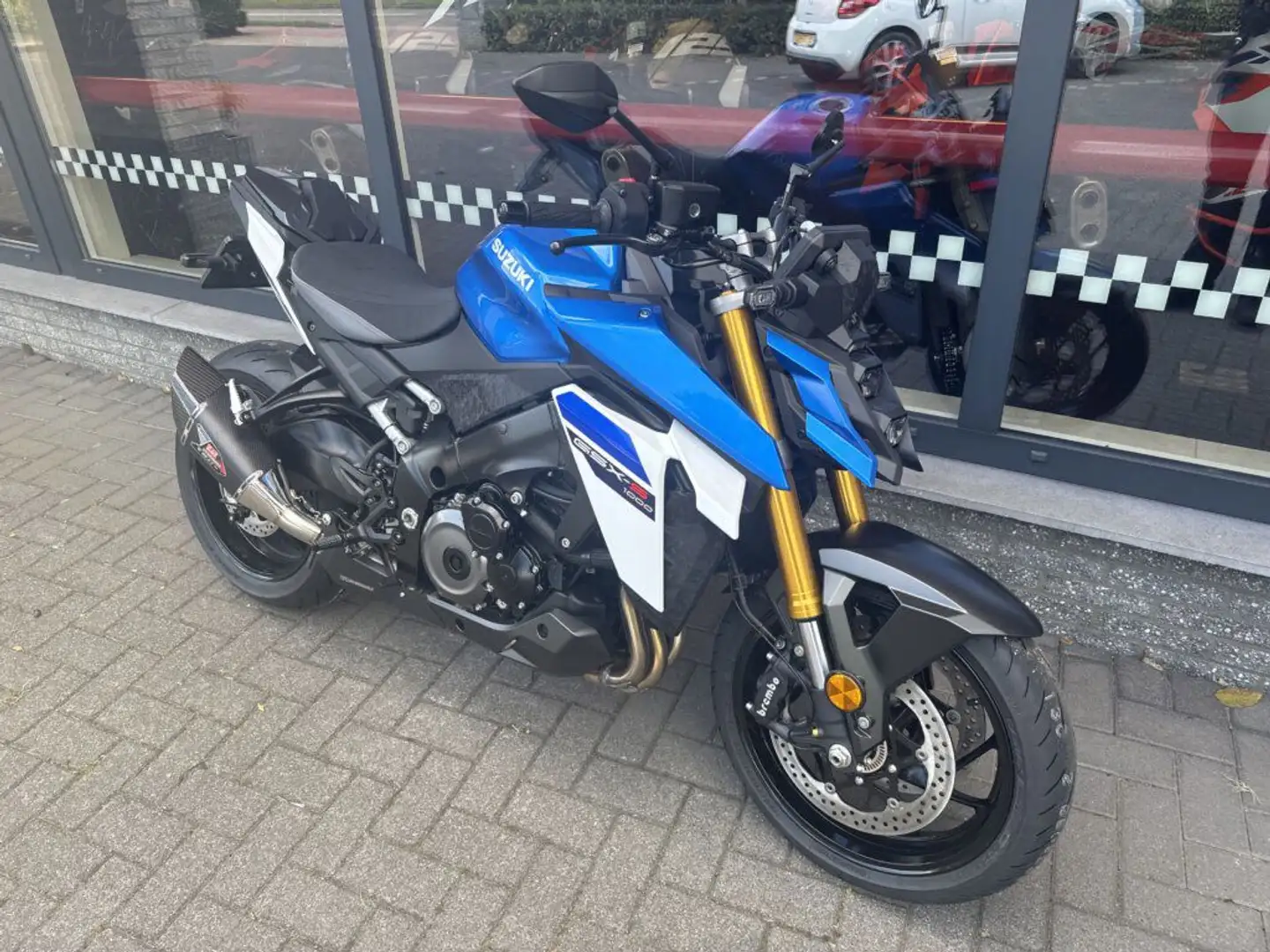 Suzuki GSX-S 1000 - 2