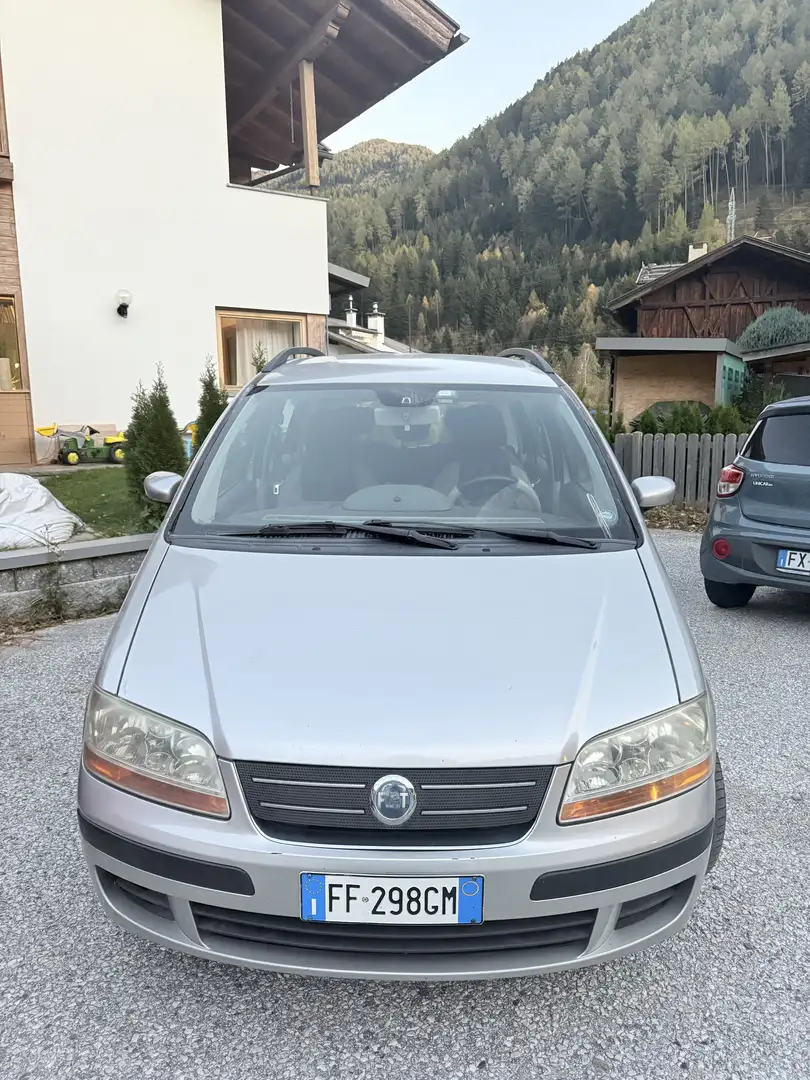 Fiat Idea 1.2 16V Active - 2