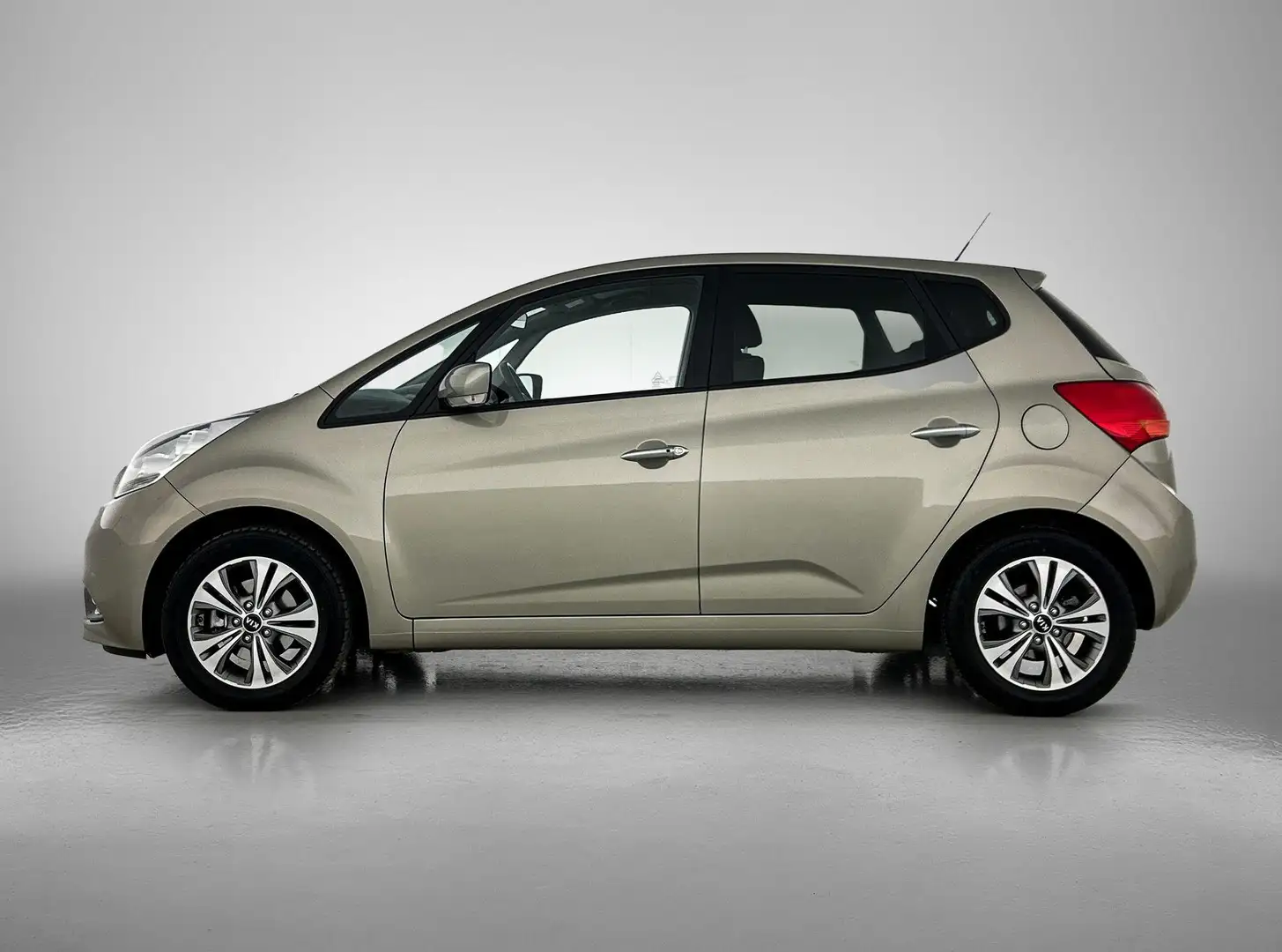 Kia Venga 1.6 CVVT ExecutiveLine Automaat | Parkeersensoren Gris - 2