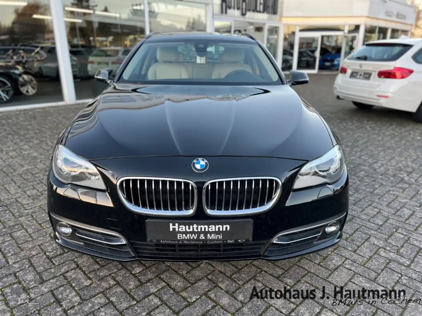 BMW 525 d Tour. Luxury Line +2.HAND+HUP+PANO+RFK+19''+ Schwarz - 2