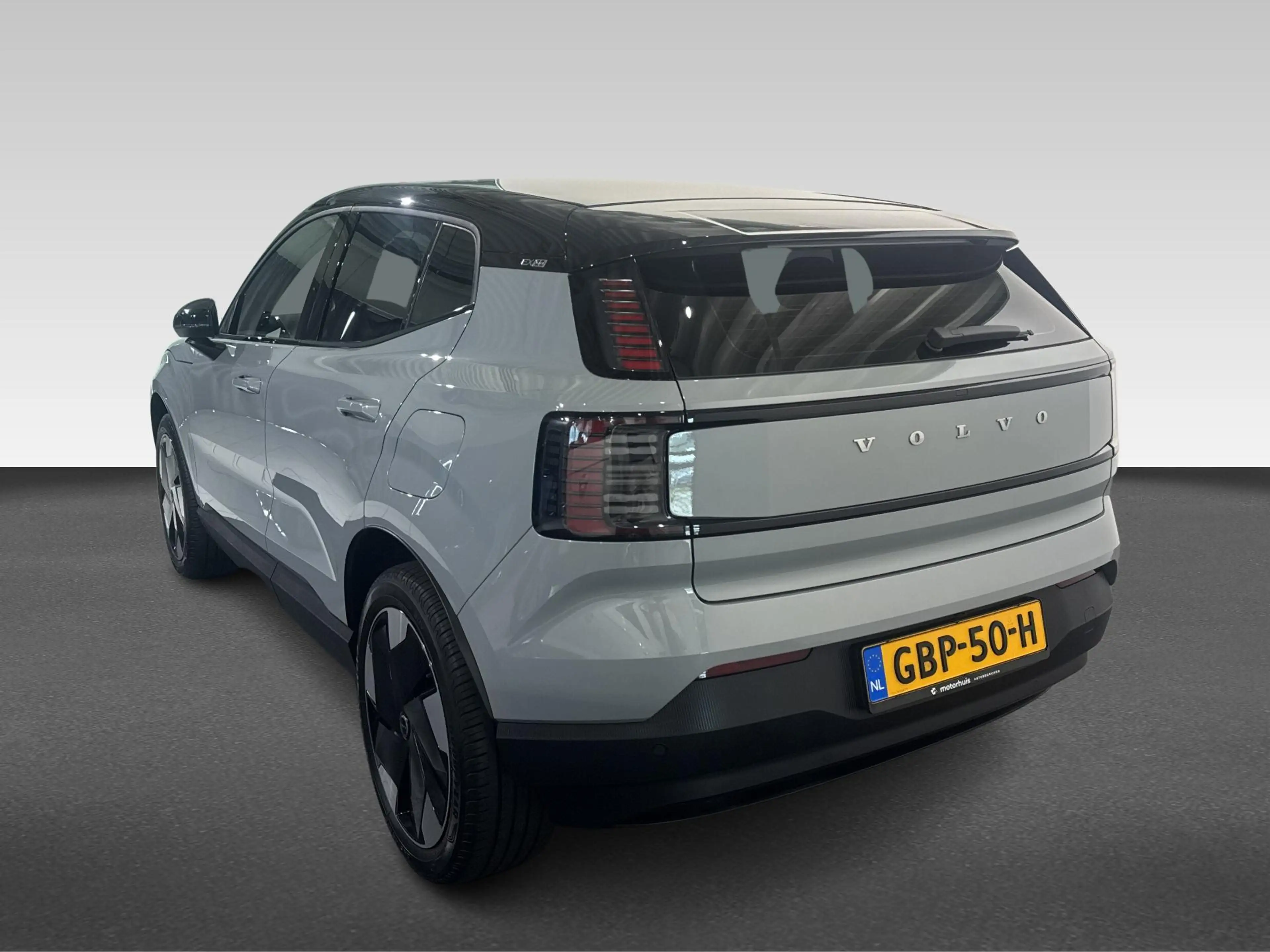 Volvo EX30 Single Motor Extended Range Plus 69 kWh | Achterui — photo 3