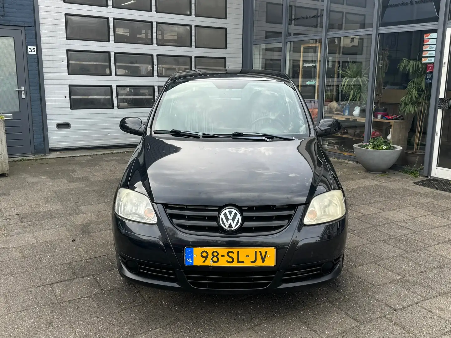 Volkswagen Fox 1.2 Trendline | Stuurbekrachtiging | 107000 KM N.A Negro - 2