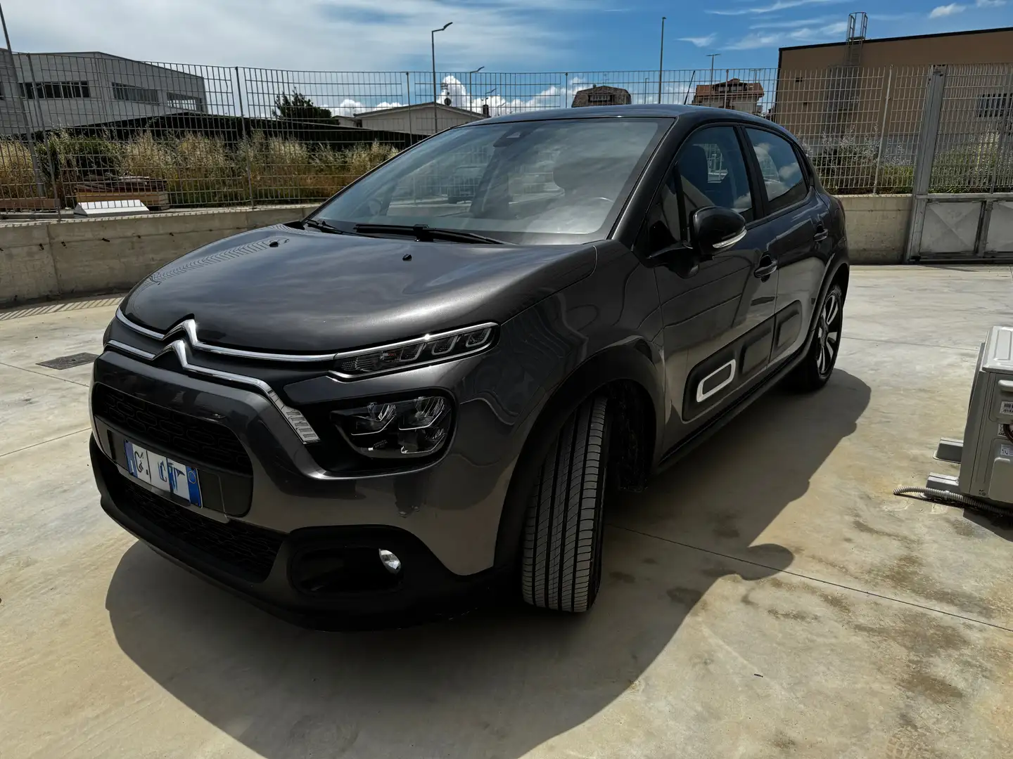 Citroen C3 C3 III 2017 1.2 puretech Shine Pack s Bronzo - 1