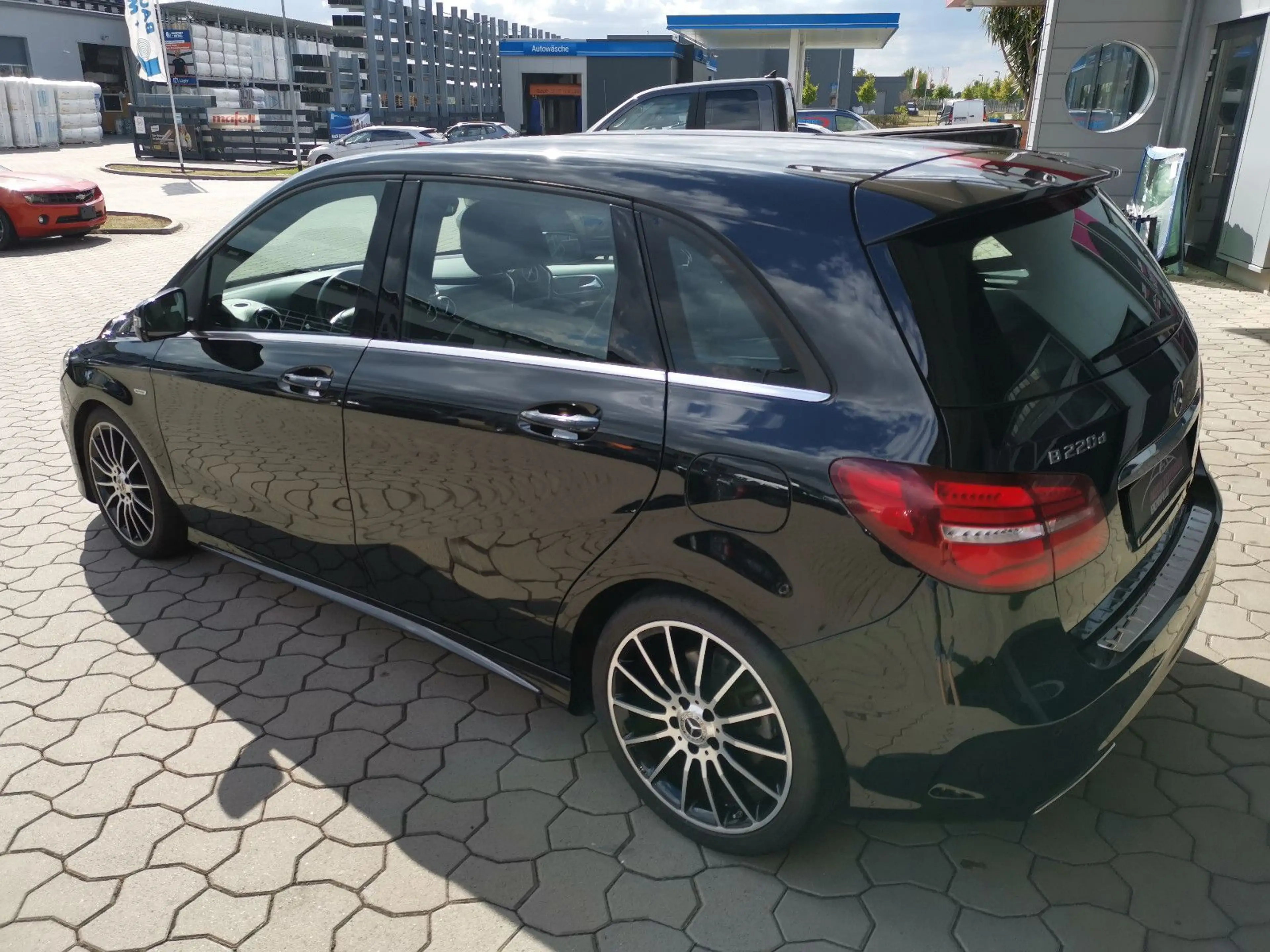 Mercedes-Benz B 220 CDI  AMG Line — photo 5