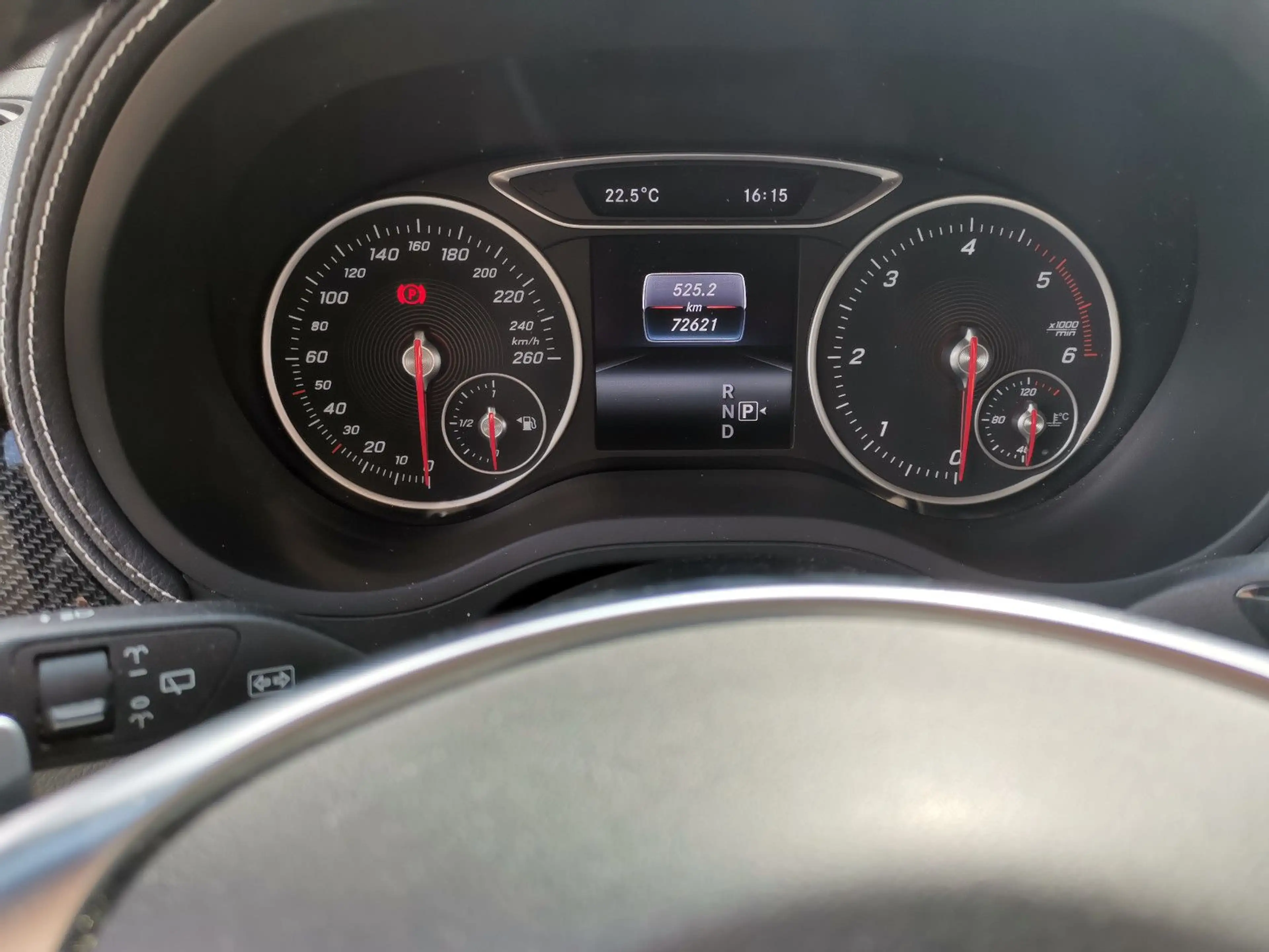 Mercedes-Benz B 220 CDI  AMG Line — photo 12
