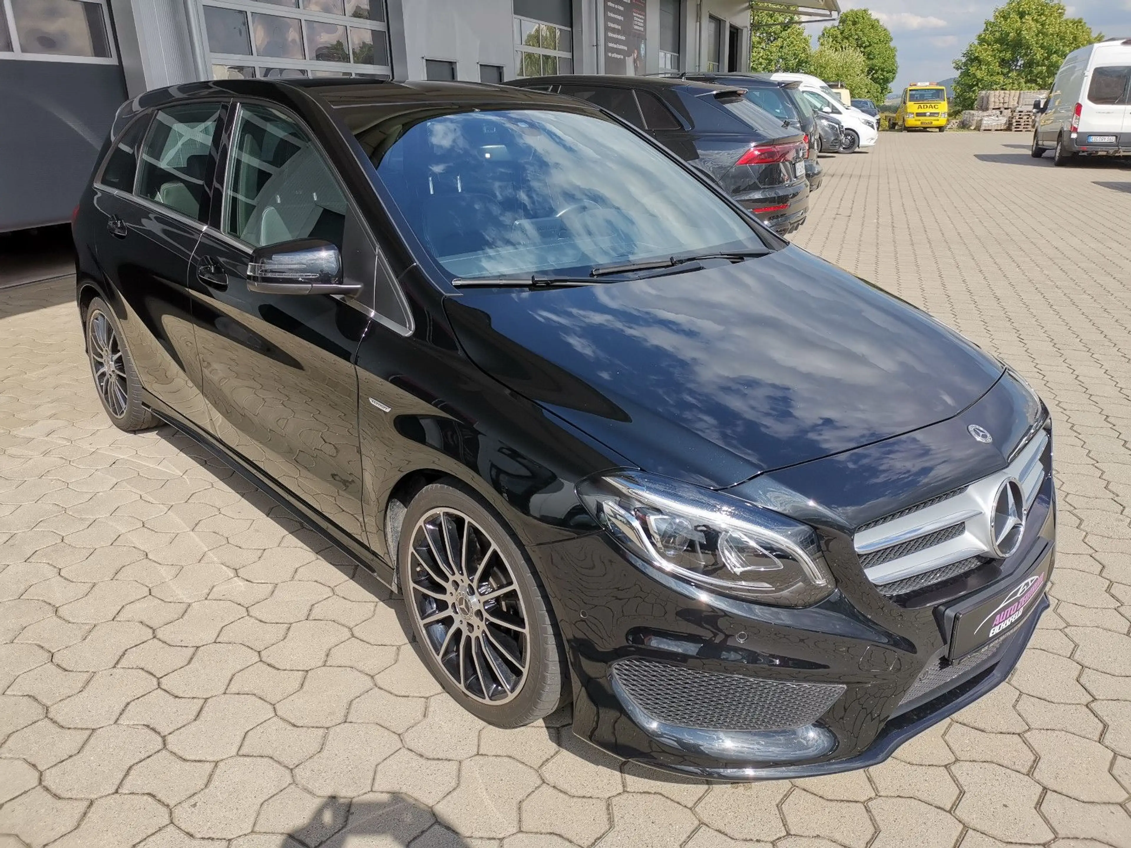 Mercedes-Benz B 220 CDI  AMG Line