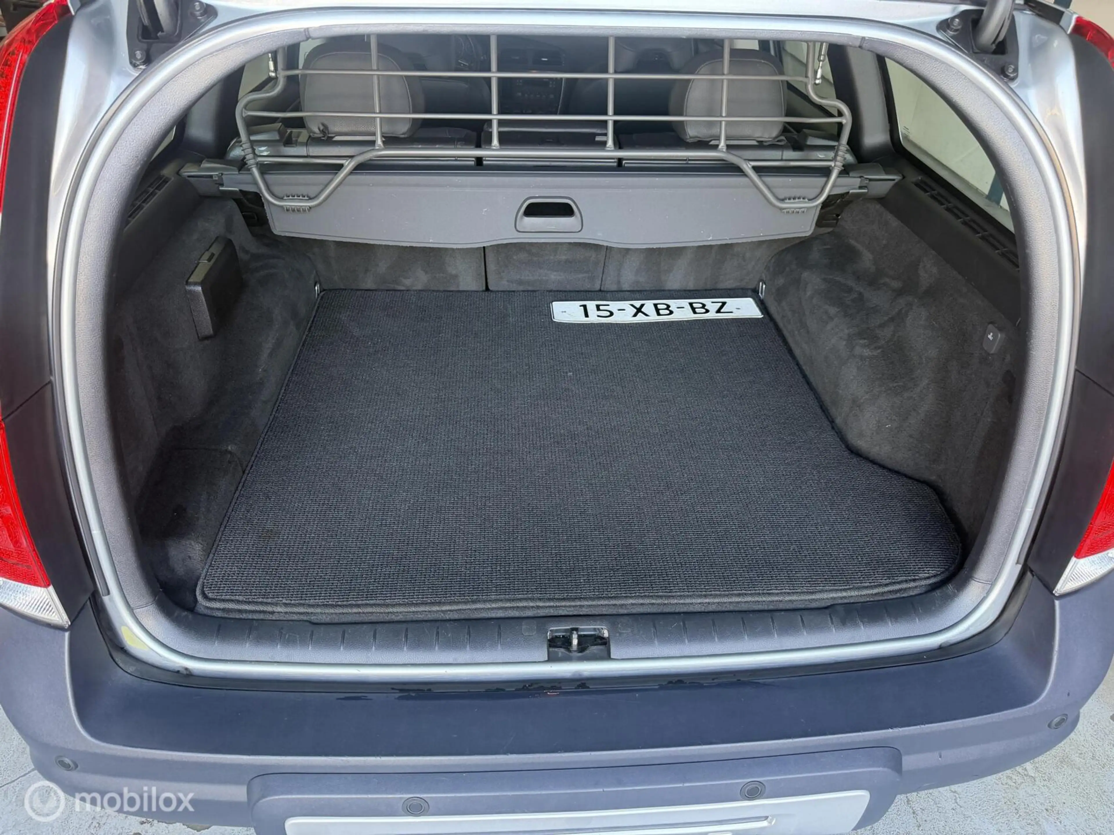 Volvo XC70 2.5 T Summum NL-AUTO / 1E-EIGENAAR / AUTOMAAT — photo 5