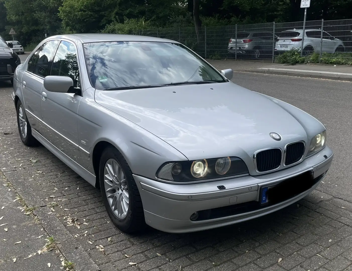 BMW 525 525i Edition Lifestyle - 2
