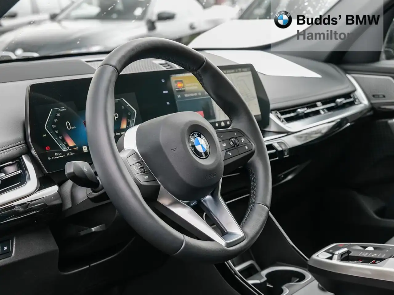 BMW X1 снимка BMW X1