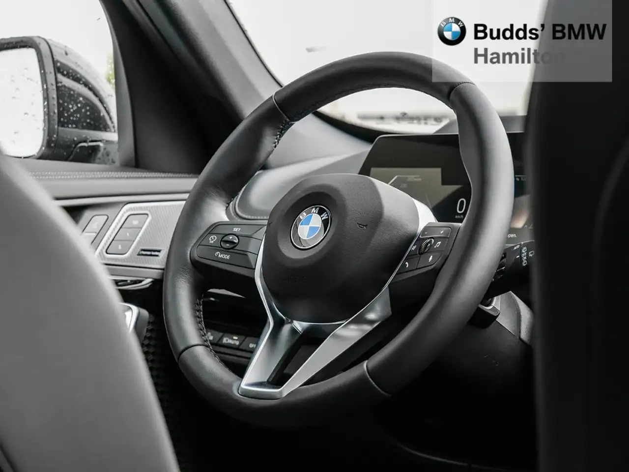 BMW X1 снимка BMW X1