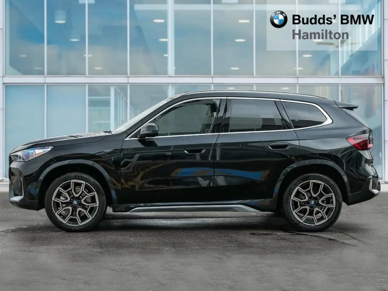 BMW X1 снимка BMW X1