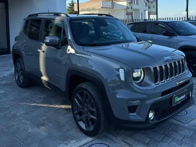 Jeep Renegade main image