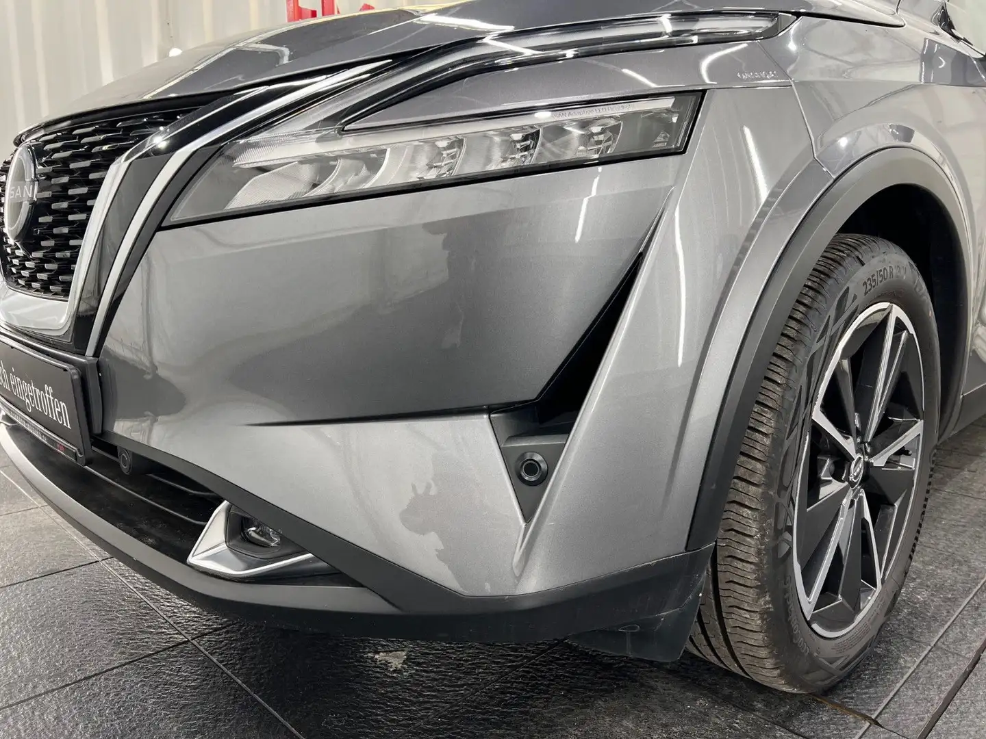 Nissan Qashqai Tekna MHEV 360°/Pano/Navi/HeadUP/Spur/TW Grau - 2