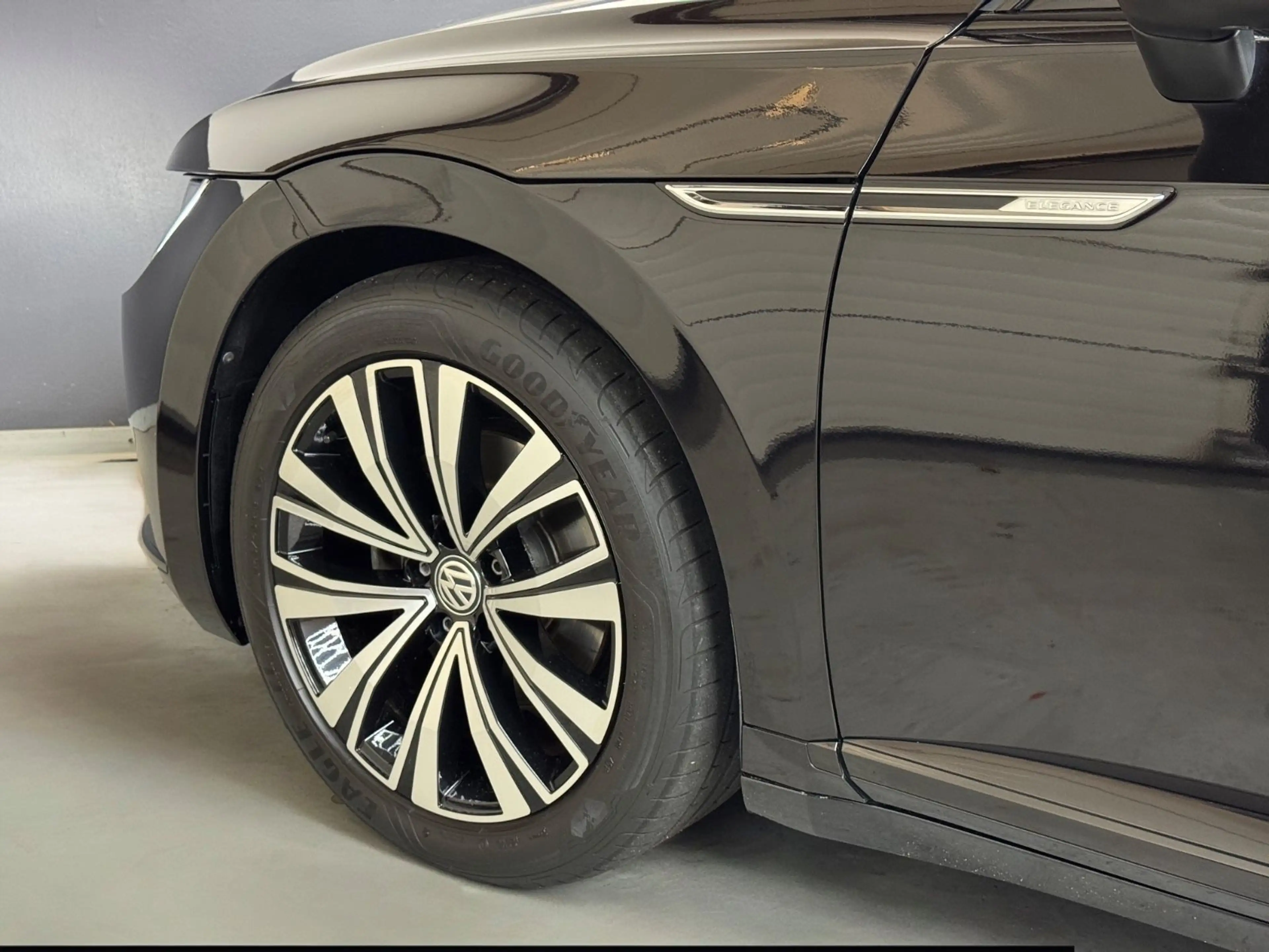 Volkswagen Arteon 2.0 TSI DSG/ACC/Massage/Spurhalte/LED — photo 5