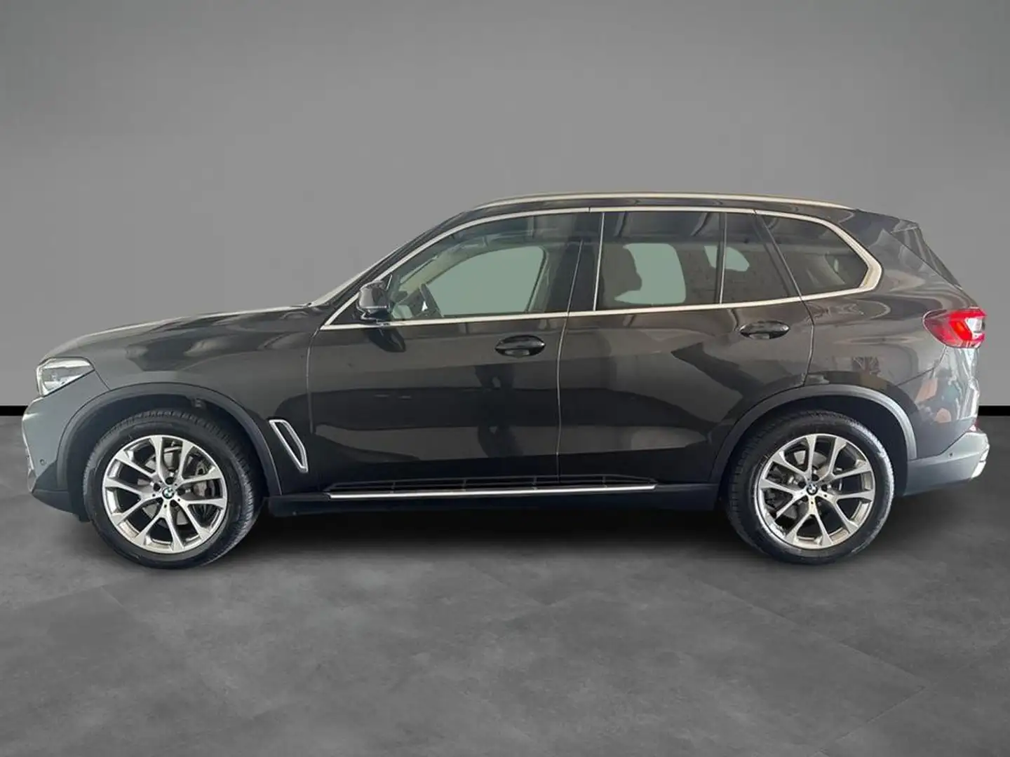 BMW X5 xdrive30d mhev 48V xLine auto Grigio - 2