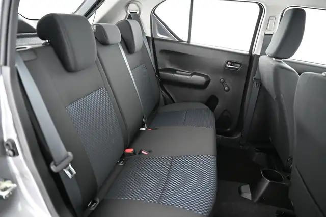 Suzuki Ignis view 30