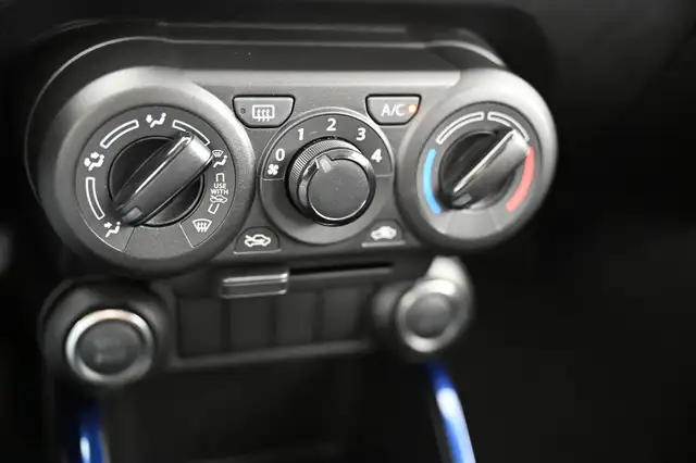 Suzuki Ignis view 23