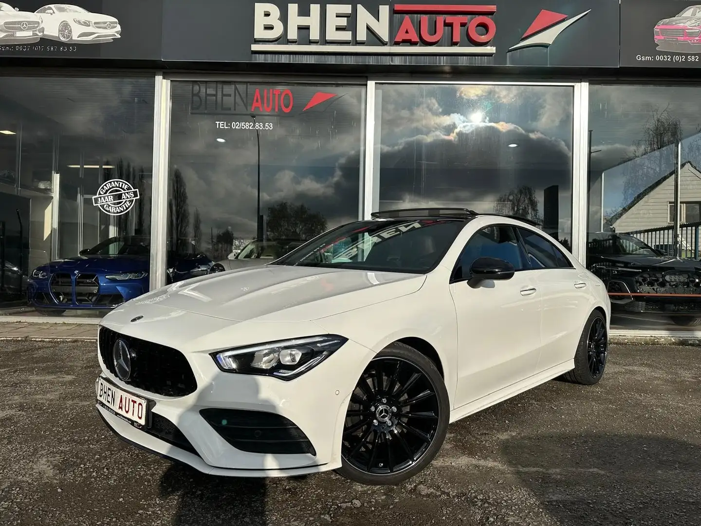 Mercedes-Benz CLA 180 d/PACK AMG/TOIT PANO/ALCANTARA/AMBIANCE/GARANTIE Weiß - 1