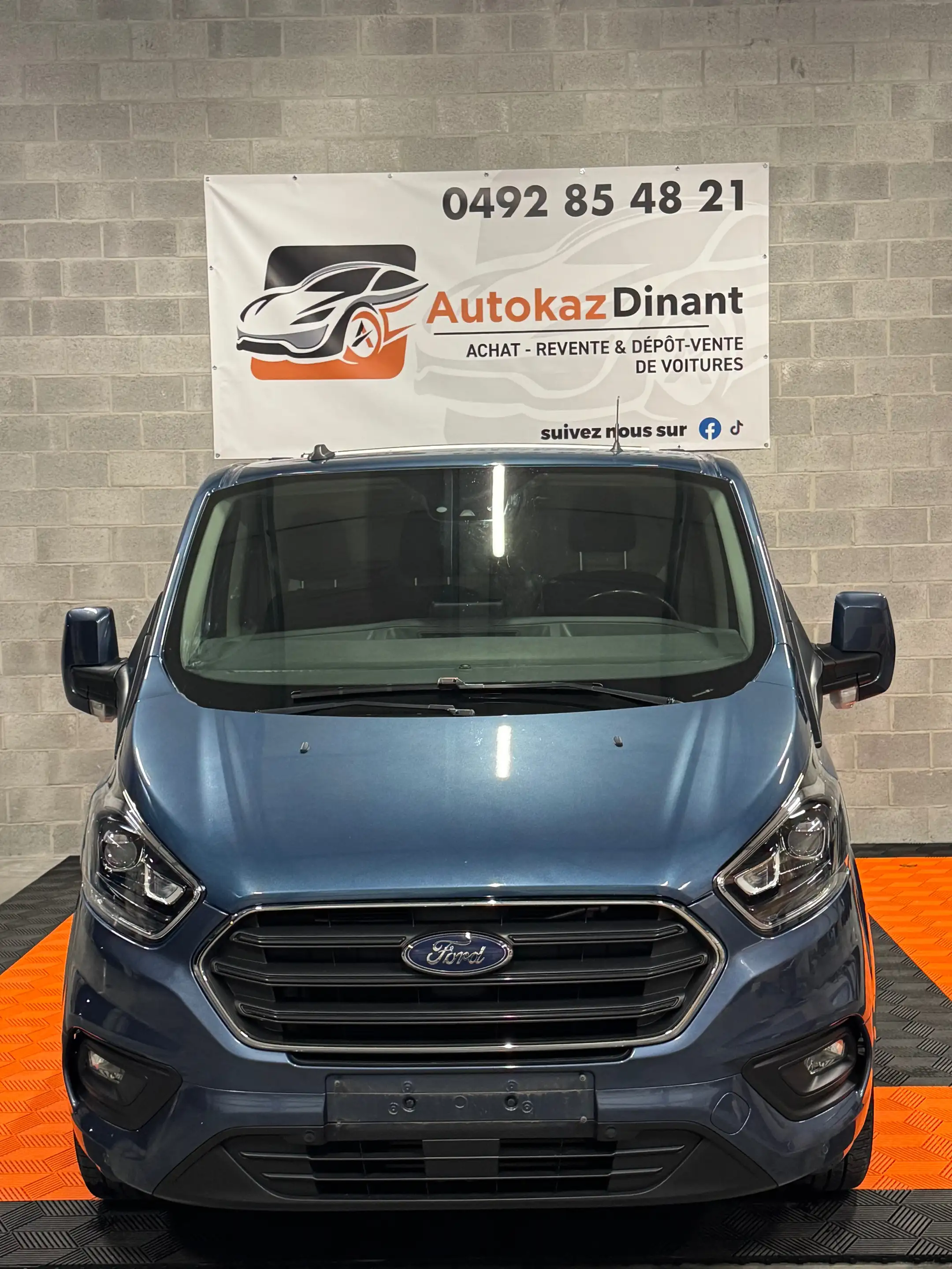 Ford Transit Custom 2.0 TDCi L2H1 Limited Multi S/S (EU6.2) — photo 3