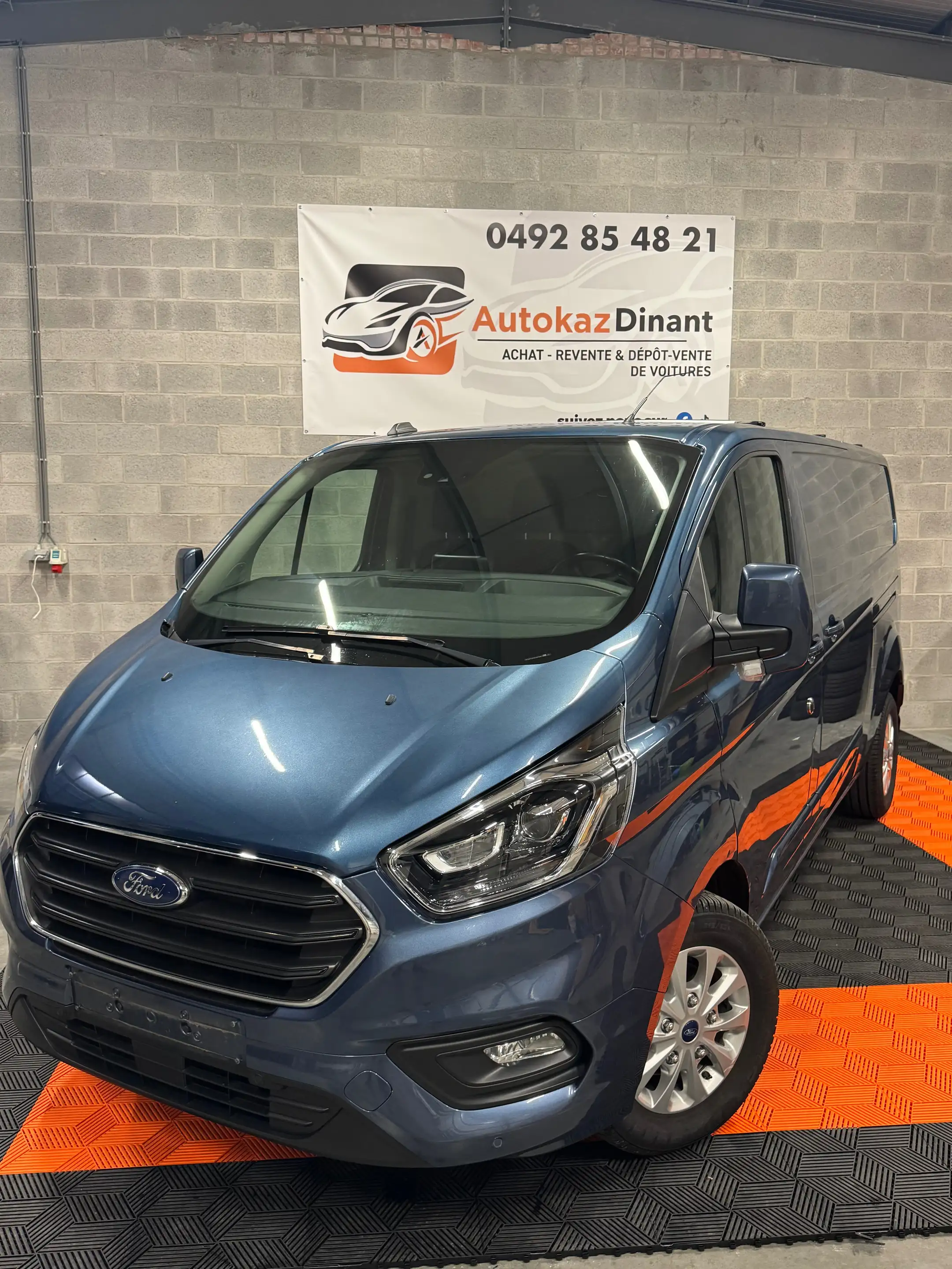 Ford Transit Custom 2.0 TDCi L2H1 Limited Multi S/S (EU6.2) — photo 4